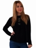 trendi kötött pulóver