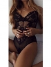 divatos csipkés fekete body